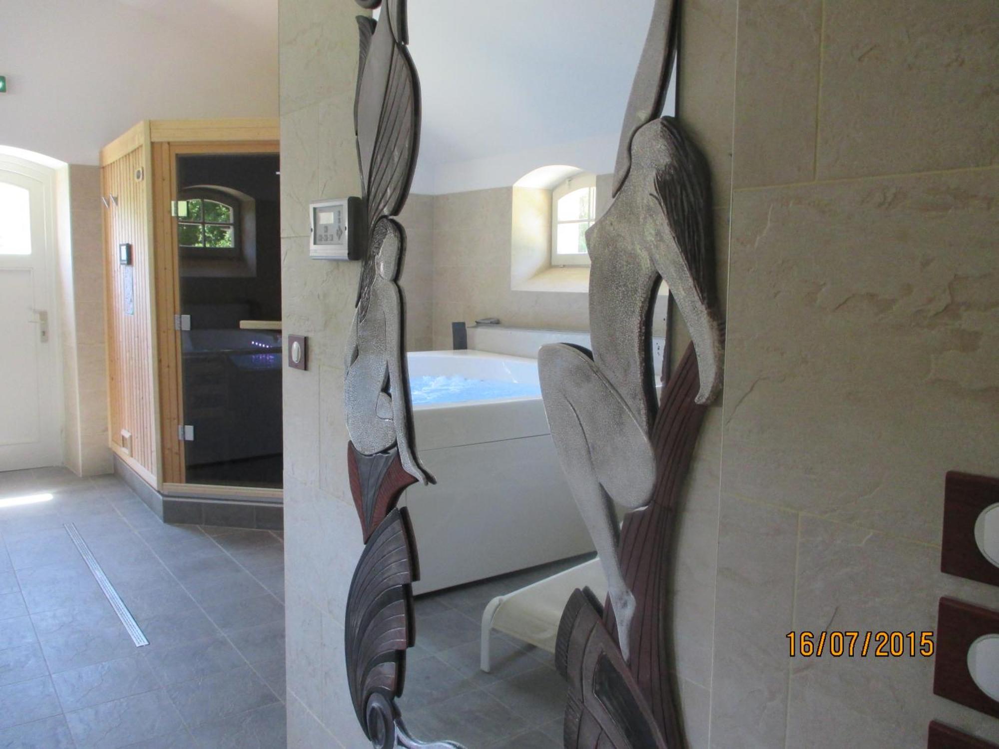 Chateau Des Monthairons Hotel Restaurant Gastromaison Spa Privatif Les Monthairons Bagian luar foto